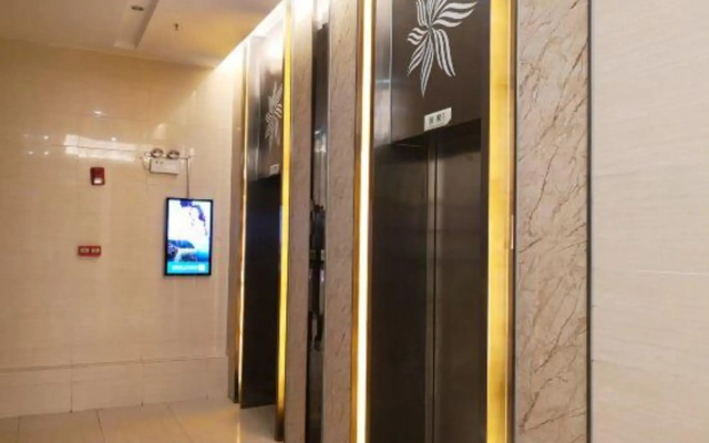Lingfeng Hotel Apartment (Guangzhou Luogang Minji Plaza, Shuixi Metro Station)