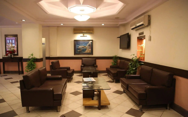 Hotel Tourist Deluxe