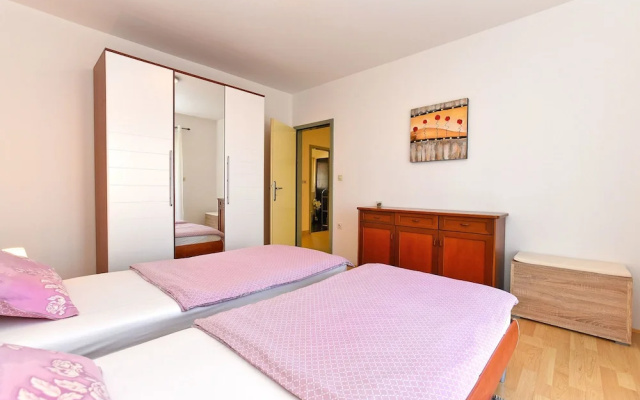 Apartment 1551