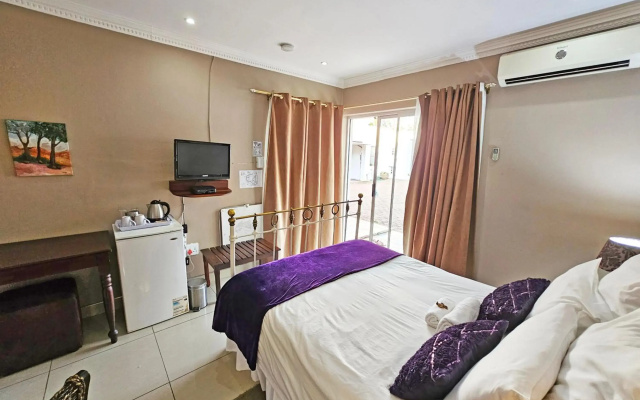 Bettie's Luxury Lodge