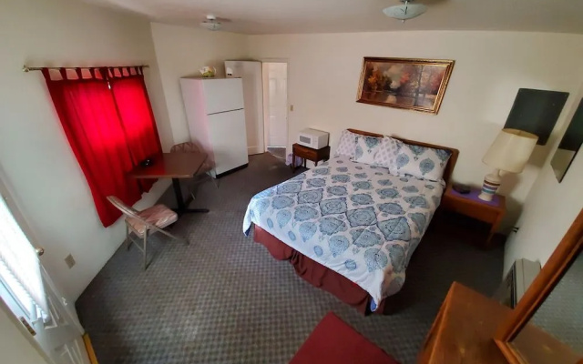 Athol Motel