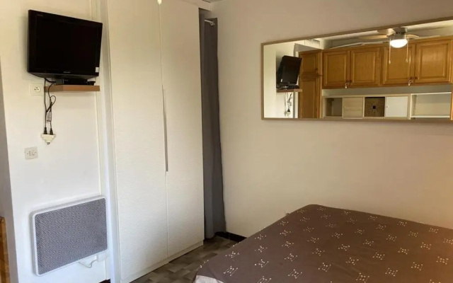 Appartement Balaruc-les-Bains, 1 pièce, 2 personnes - FR-1-553-134