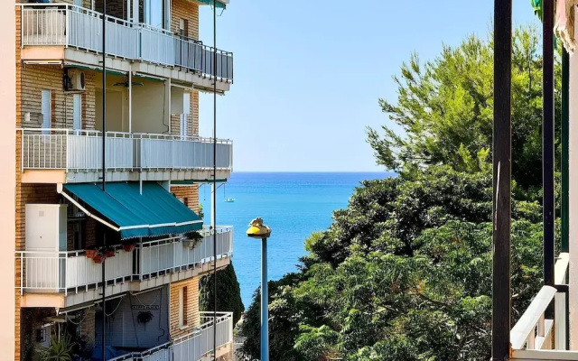 Large Apartment for 6 People on the Seaside