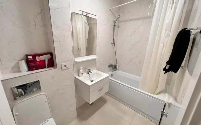 2 rooms Airy & Bright Palas Park