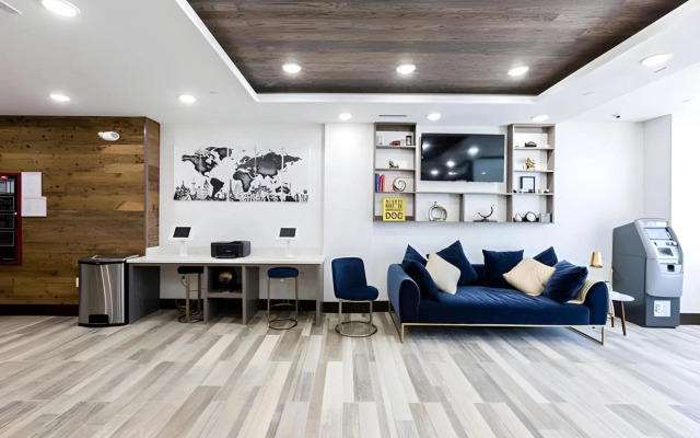 Hotel Ninety Five