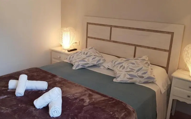 Apartamento ático en Sanxenxo a 160 m de Playa Silgar