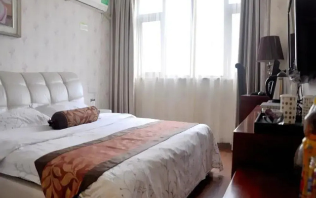 Wuhu Milan Fashion Holiday Inn