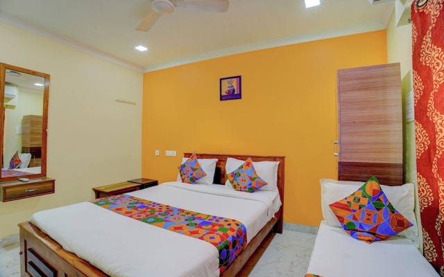 Fabhotel Yazhini Residency