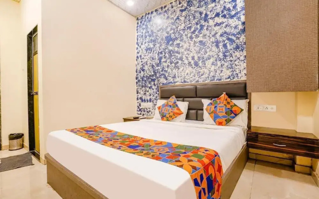 Hotel Priceless