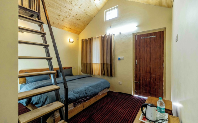 Hidden Valley Homestay Pangot