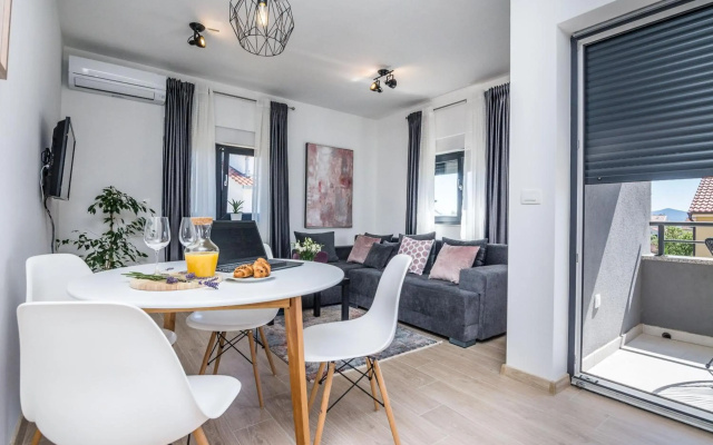 Apartments Maella