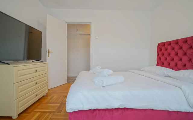 Cn2i Luxury Accommodation Unirii