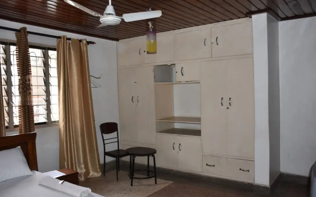 Dar eco backpackers