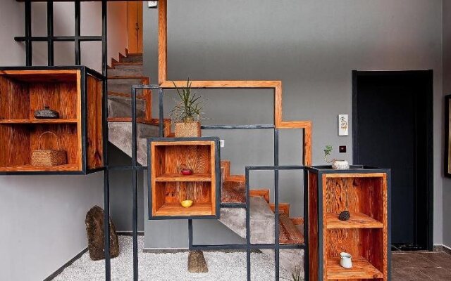 Yan Art Hotel