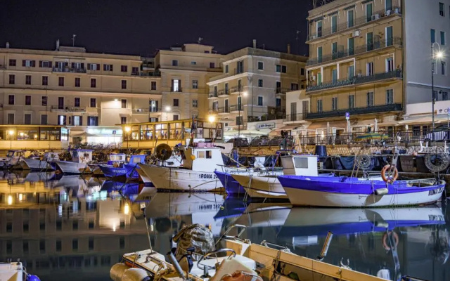 Anzio- Central Holiday House - Daniele Case Vacanza