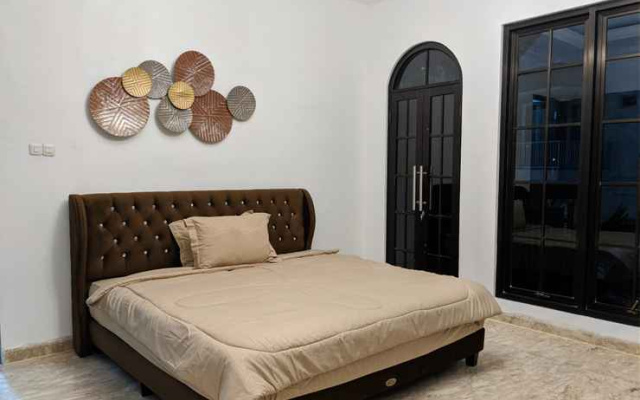Full House at Villa Heinbill Pinus View