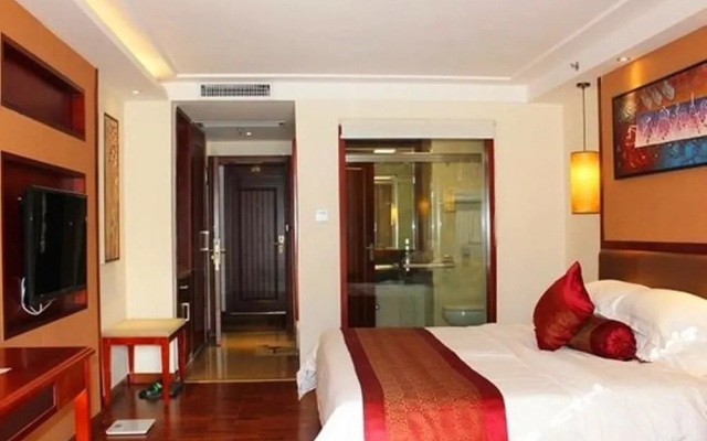 Yihua Riverview Hot Spring Holiday Hotel