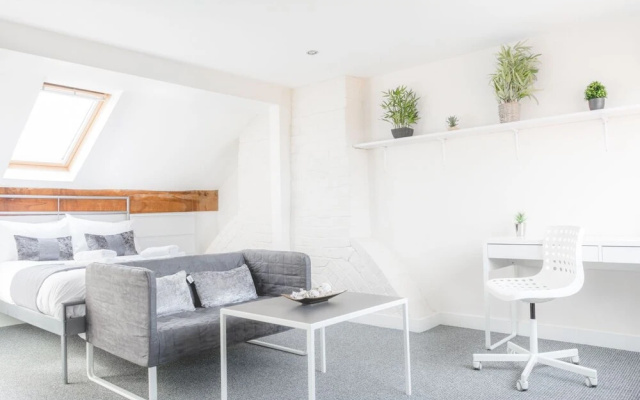Platinum SA - Sefton Suites