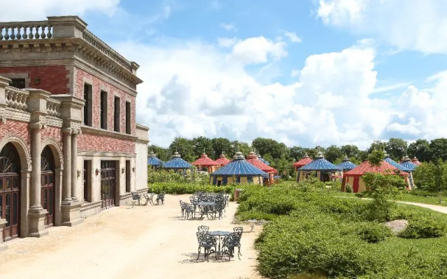 PUY DU FOU - Le Camp du Drap d’Or + Tickets