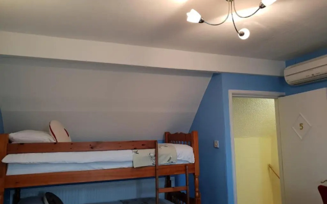Meadows Way Guest House