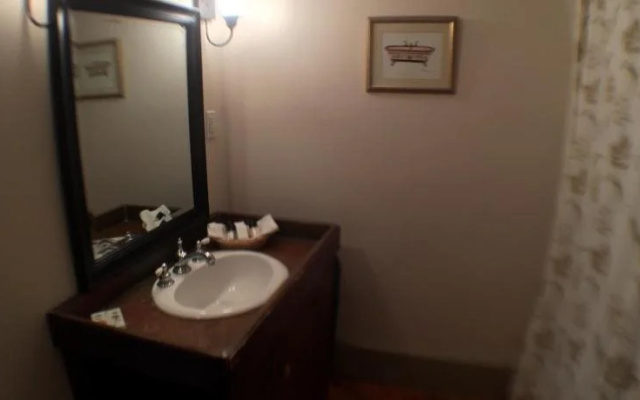 The 1774 Inn