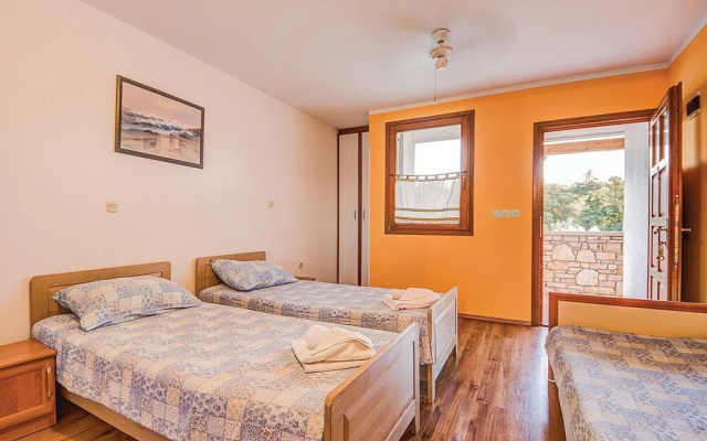 Stunning Home in Betiga With Wifi and 6 Bedrooms