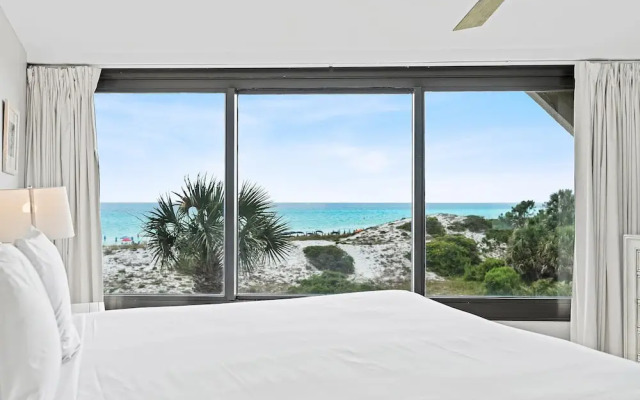 Beachside One 4033