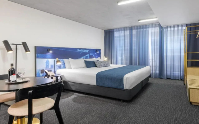 Oaks Melbourne St Kilda Road Hotel
