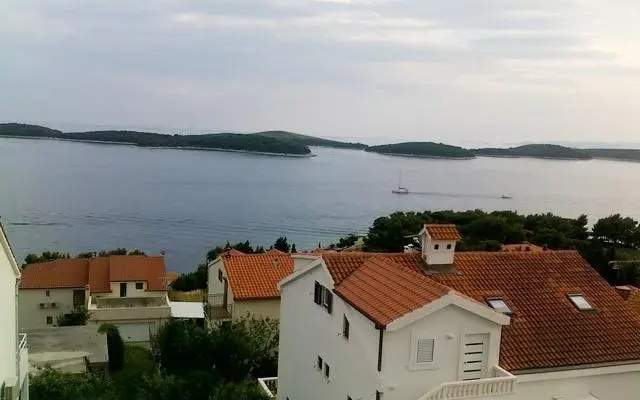 Apartments Franulović