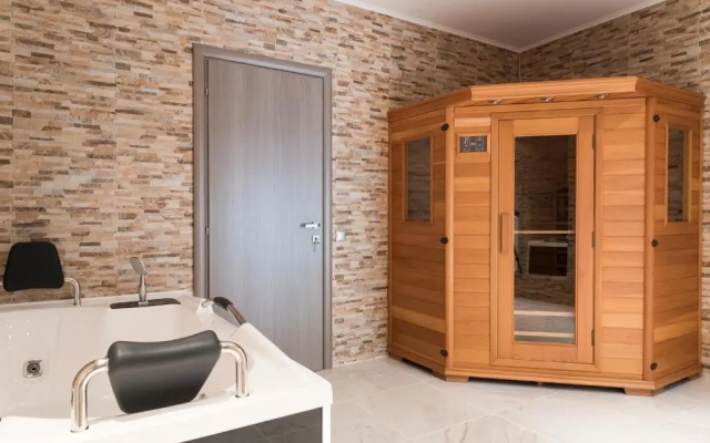Luxury Living Apartments and Spa