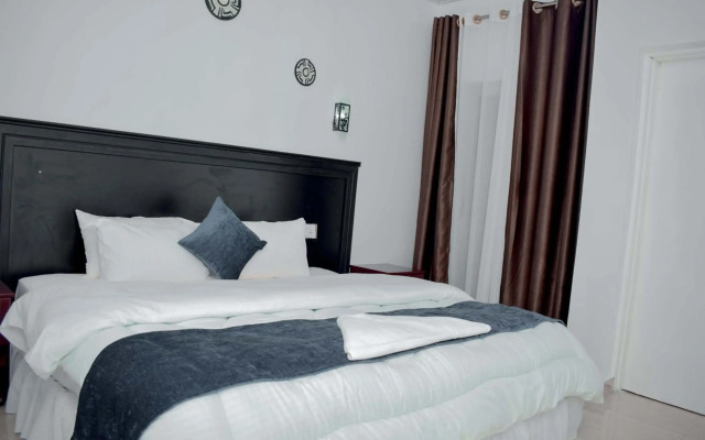 Inzozi Africa House B&B