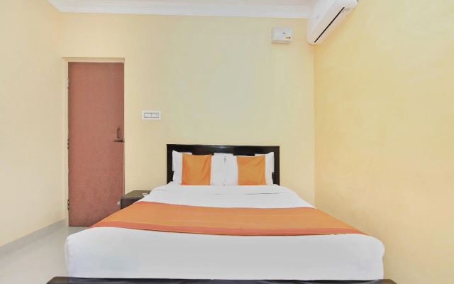 OYO 9026 JJ Palace