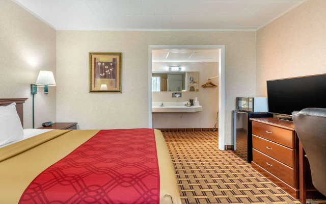 Econo Lodge Mystic