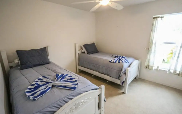 9817 Tonya Ct