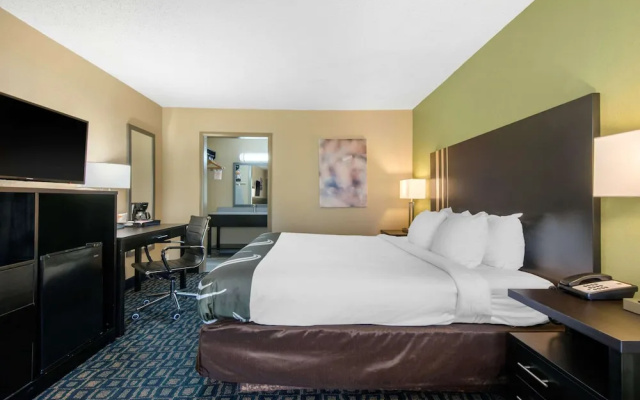 Quality Inn & Suites Brooksville I-75/Dade City
