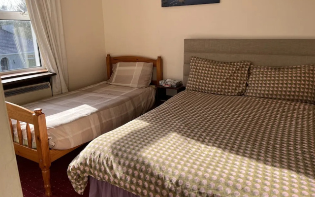Erneside Townhouses 3 Bedroom Self-catering Holiday Rentals Near River Erne
