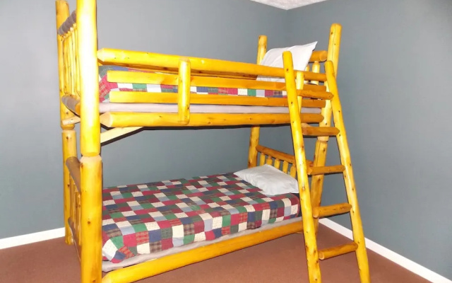 Hoot-N- Holler by RedAwning
