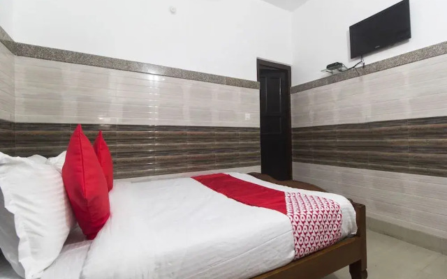 Surabhi Guest House by OYO Rooms
