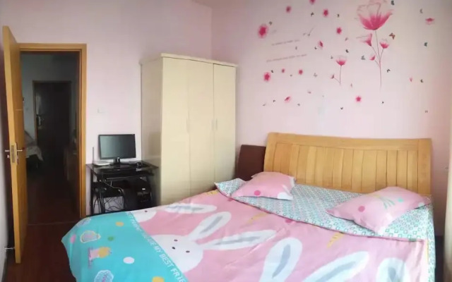 Apple Apartment