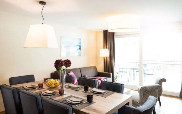 Peaks Place Apartment-Hotel & Spa 28807