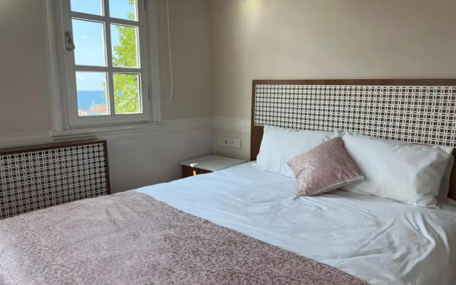 Demiroz Konak Otel