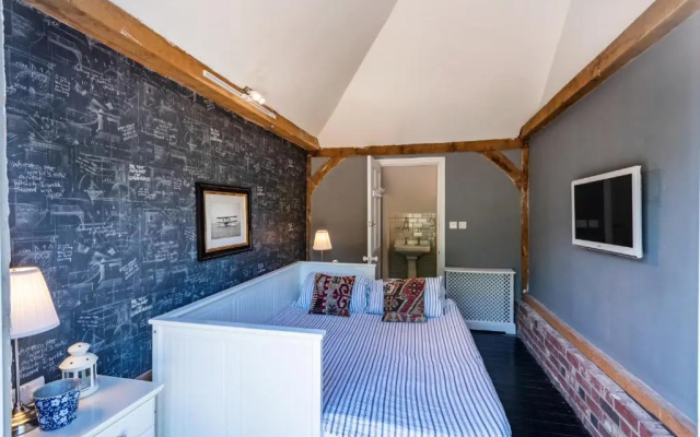 Osea Island Holiday Homes