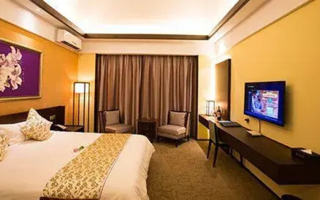 Longyue Hotel