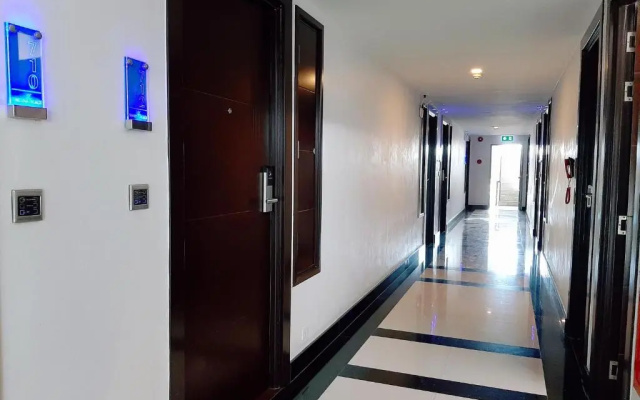 Vareena Palace Hotel