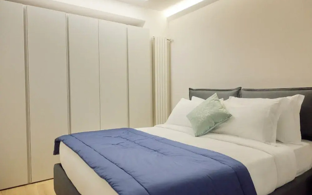 Milan Retreats City life