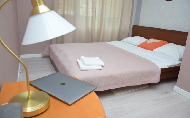 Отель ReMi Luxury Apartment Польша, Варшава - отзывы, цены и фото номеров - забронировать отель ReMi Luxury Apartment онлайн комната для гостей