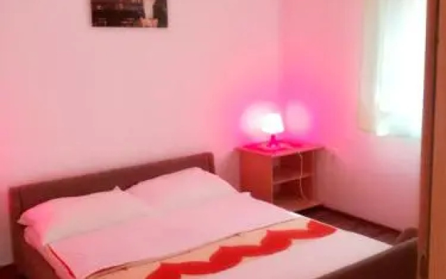 Apartment Ul. Mali Dol - 2