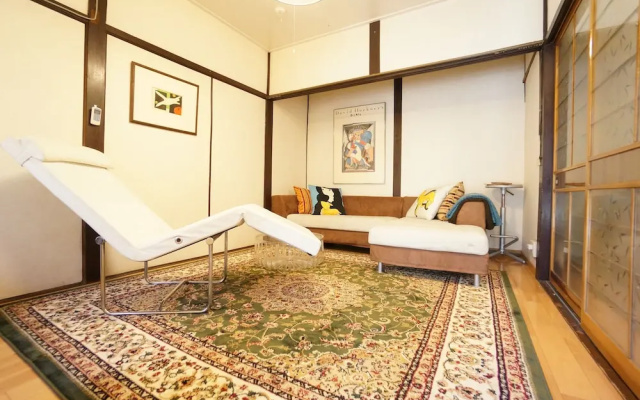 Rainbow Takayama Private House
