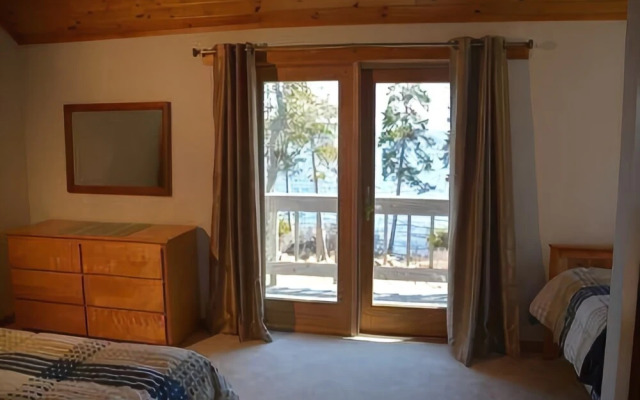 Sea Breeze - Three Bedroom Home