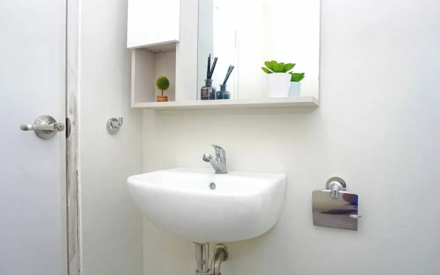 Compact Look Studio At Meikarta District 2 Apartment